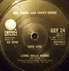 ouvir online Neil Young & Crazy Horse - Long Walk Home